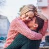 Женщина привлекает мужчину